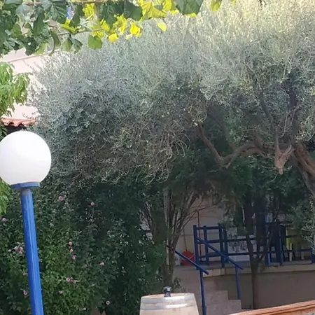 Tolofona Apartament Eratini